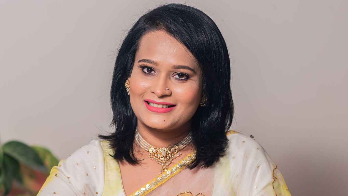 মেয়ের খোঁজ পেয়ে কেঁদে ফেলেছেন পুতুলের বাবা