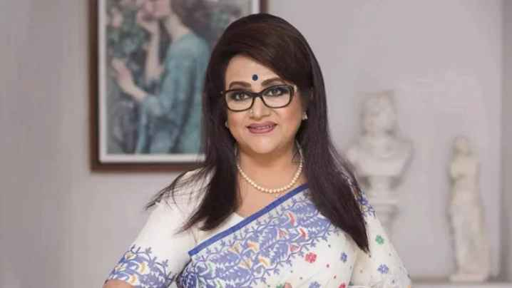 দেশ ছেড়েছেন ববিতা