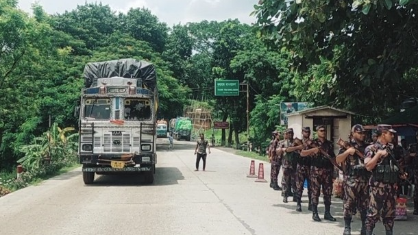 সোনামসজিদ স্থলবন্দরে স্বাভাবিক হচ্ছে আমদানি-রফতানি