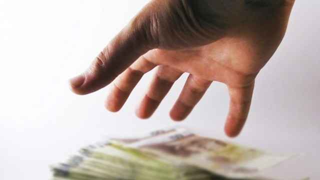 রাষ্ট্রীয় সম্পদ আত্মসাৎ করা গুরুতর অপরাধ