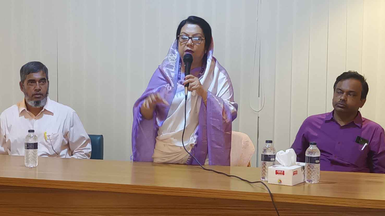 ‘হাসপাতালকে কোনো দলীয়করণ করা যাবে না’