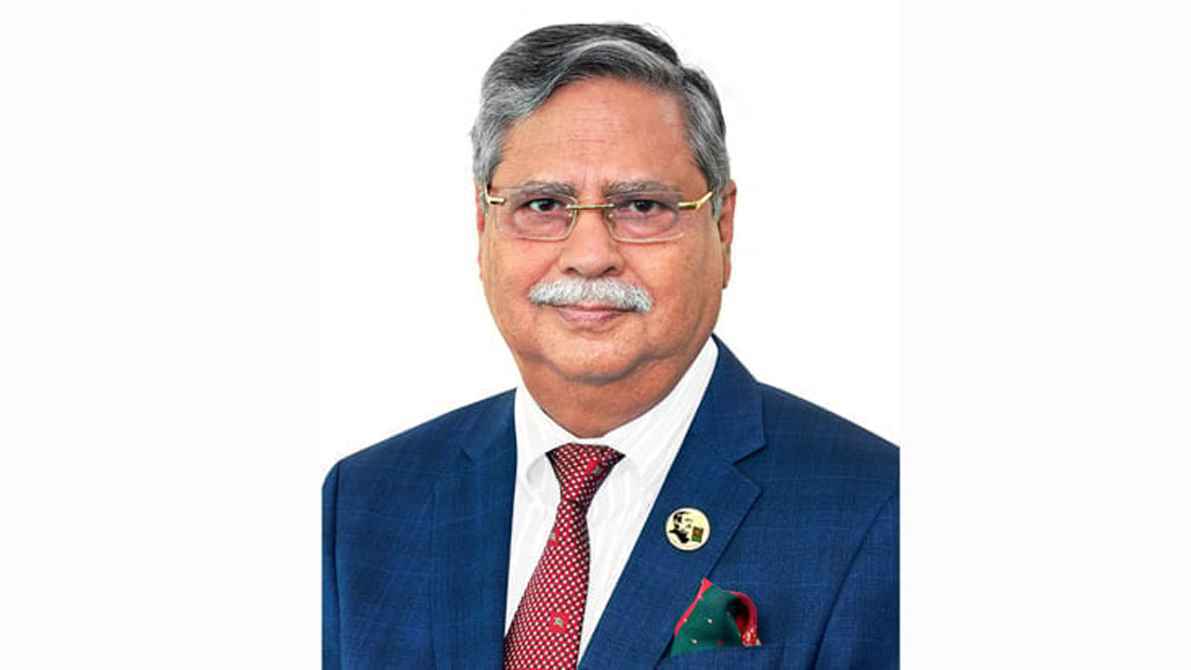 রাষ্ট্রপতিকে শহীদ মিনারে না যাওয়ার আহ্বান, পাল্টা বিবৃতি