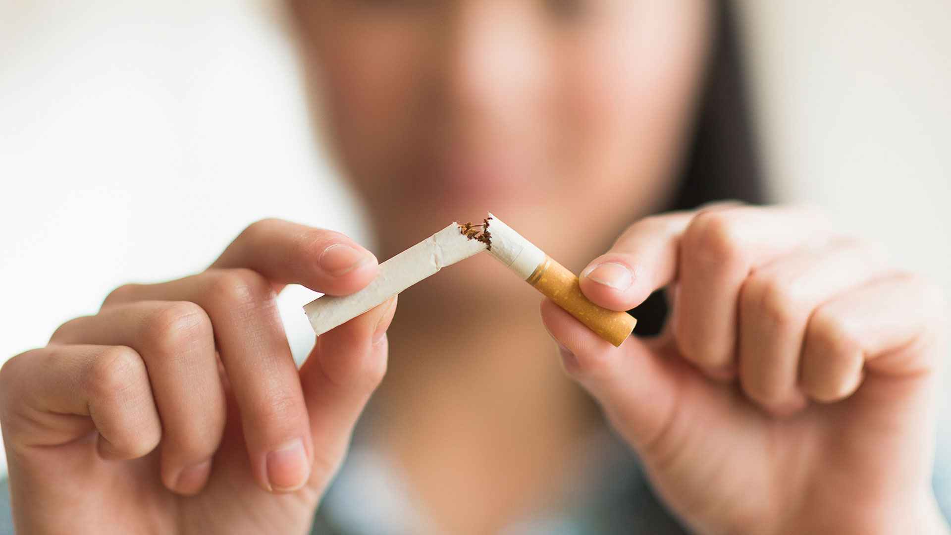 শতচেষ্টায়ও ধূমপান ছাড়তে পারছেন না, ভরসা রাখুন কলায়