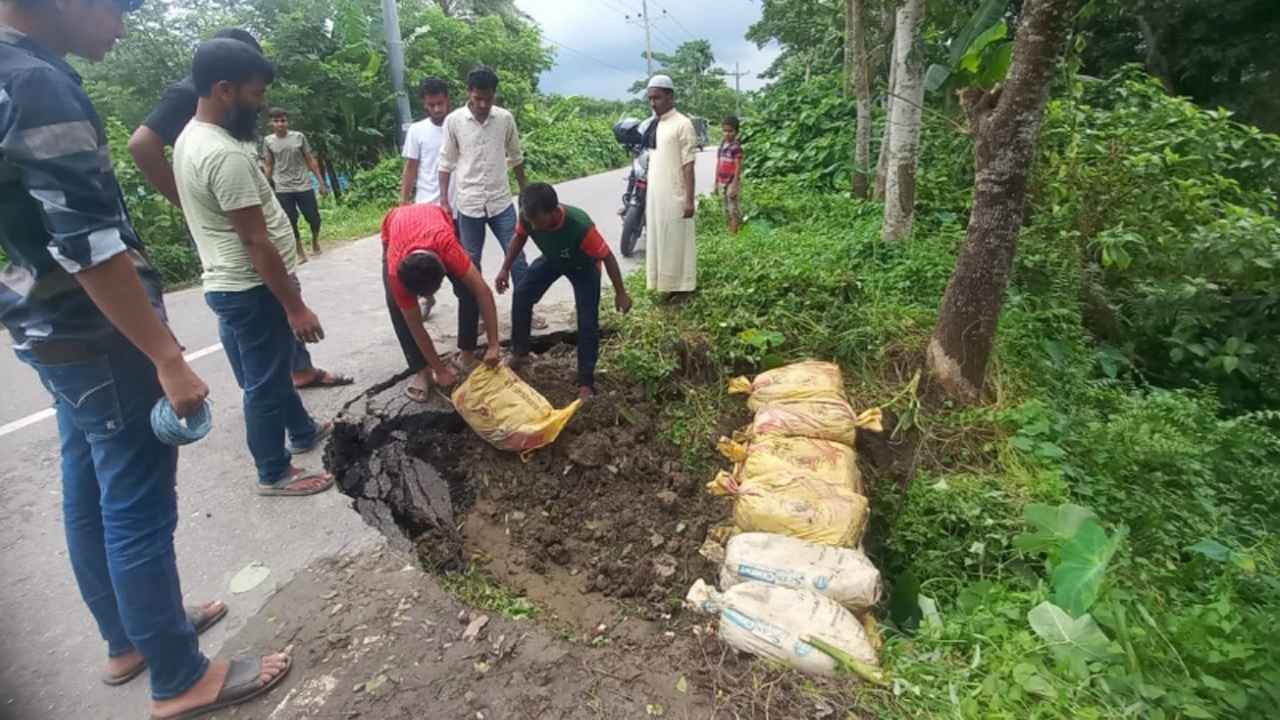 ঐক্যবদ্ধ প্রচেষ্টায় ঝুঁকিমুক্ত মেঘনা ধনাগোদা সেচ প্রকল্প