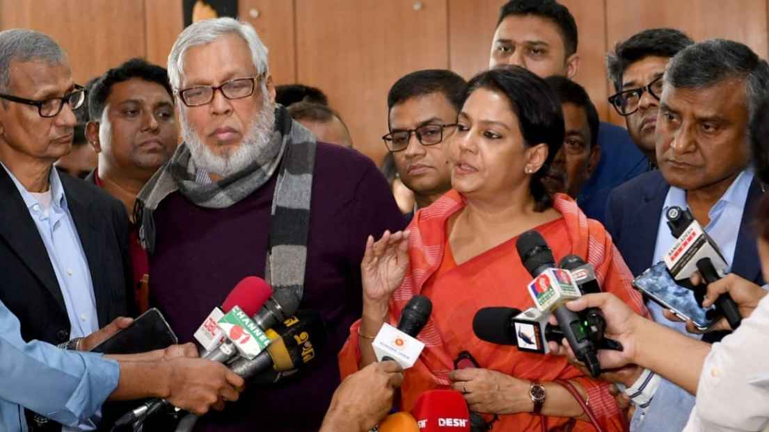 ‘বাসের দূষণে ঢাকাবাসীর মৃত্যু চলতে দেওয়া হবে না’