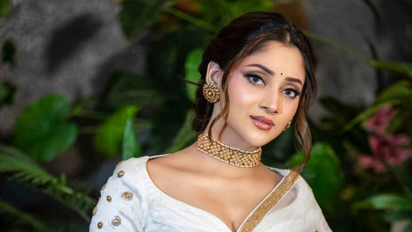 শিবিরের সঙ্গে সম্পৃক্ততা নিয়ে মুখ খুললেন পূজা চেরী