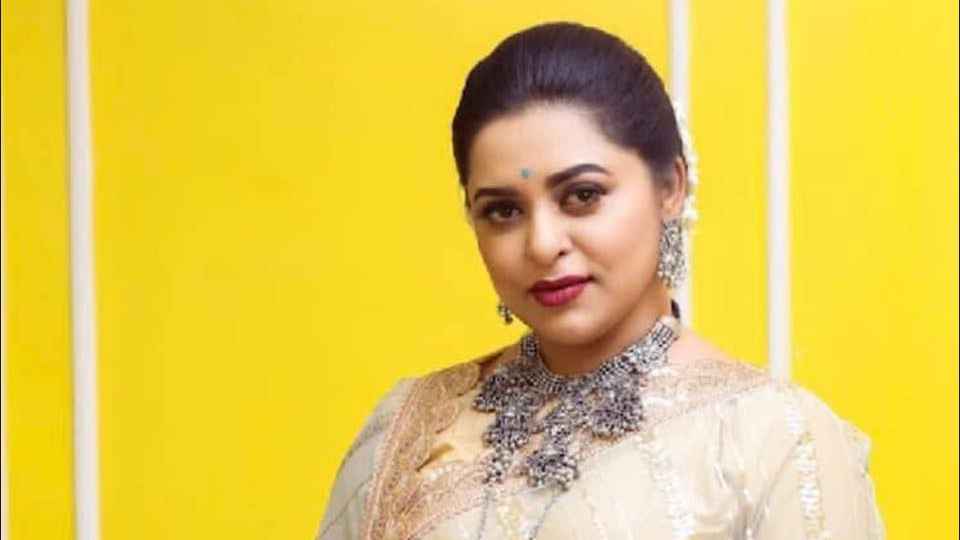 কোণঠাসা জ্যোতিকা জ্যোতি, বের করে দিয়েছেন বাড়িওয়ালাও