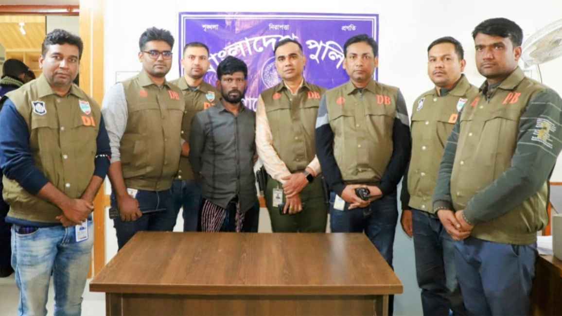 আর্থিক সংকট মেটাতে ভ্যান চালককে হত্যা