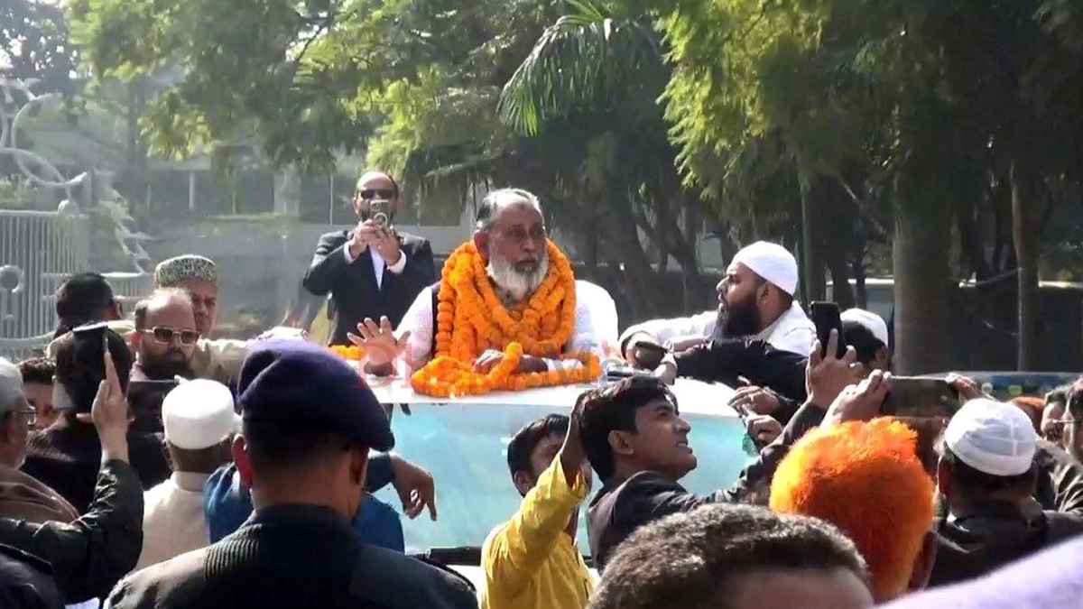 ১৭ পর কারামুক্ত হলেন বিএনপির ভাইস চেয়ারম্যান আব্দুস সালাম পিন্টু