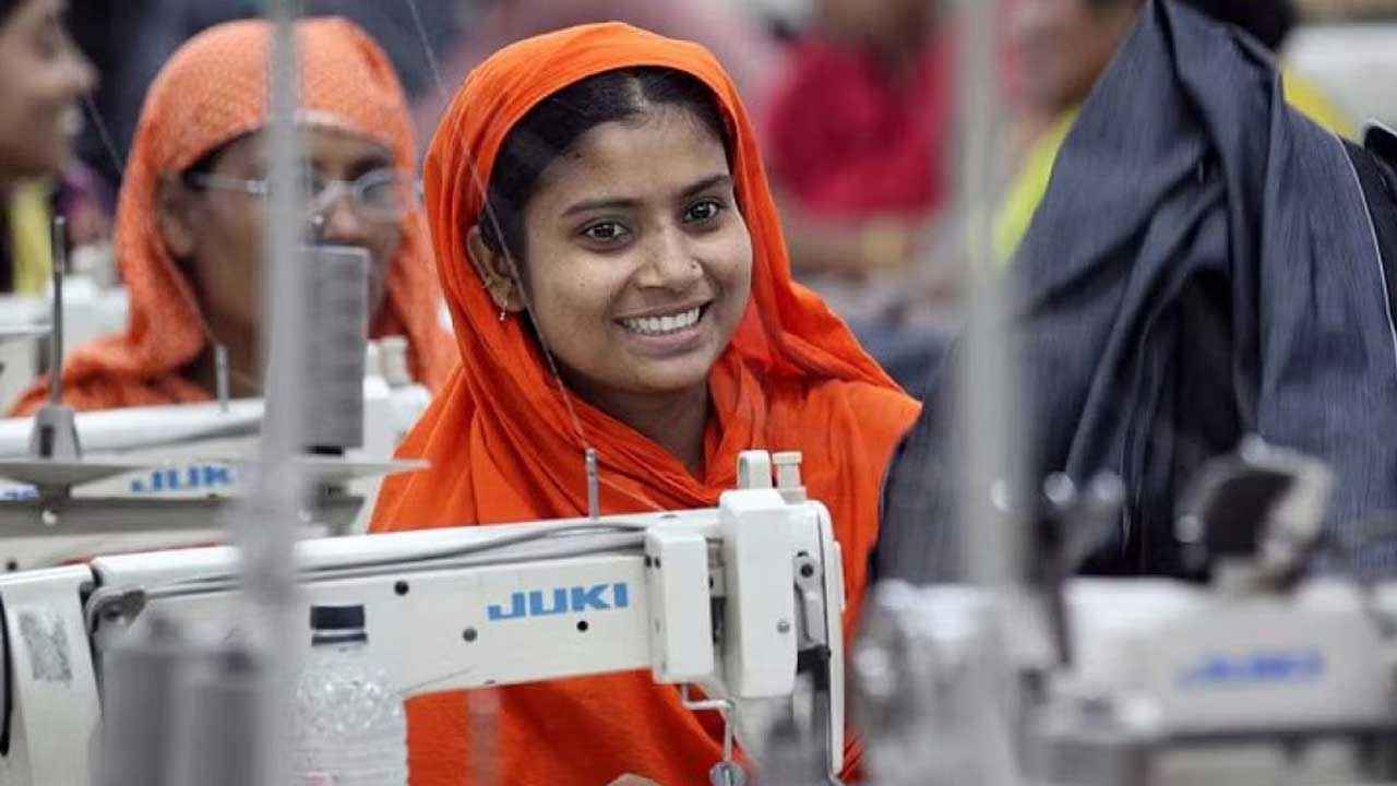 পোশাক শ্রমিকদের বেতন বাড়ল ৯ শতাংশ