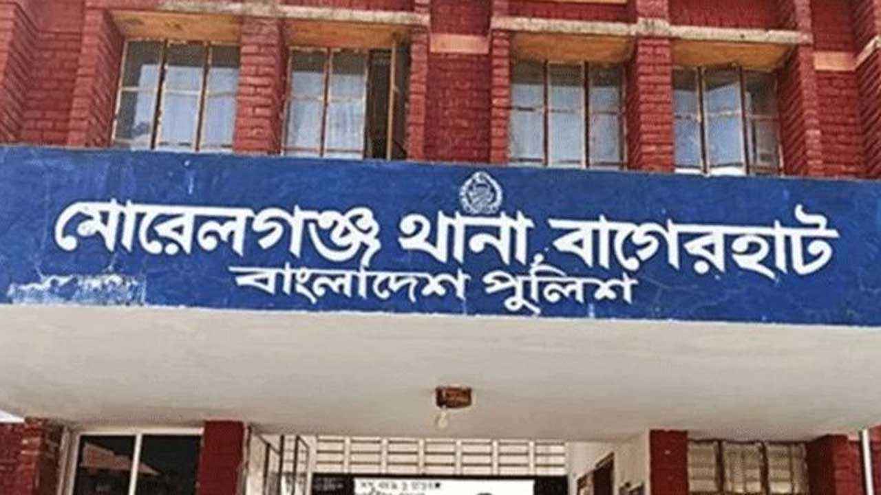 ছাত্রলীগ নেতাকে আটক করতে গিয়ে হামলায় ওসিসহ ৩ পুলিশ আহত