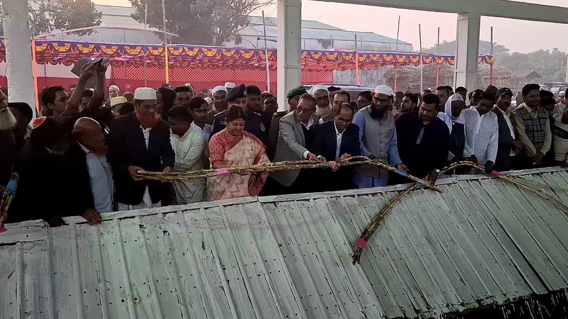 জামালপুরের জিল বাংলা সুগার মিলে আখ মাড়াই শুরু