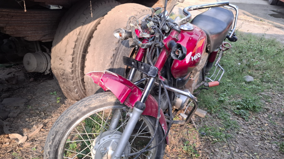 জয়পুরহাটে বাস-মোটরসাইকেল সংঘর্ষে নিহত ১