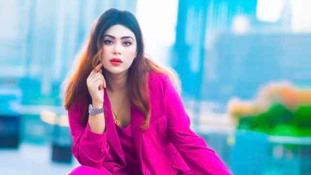 সুখবর দিলেন মিষ্টি জান্নাত