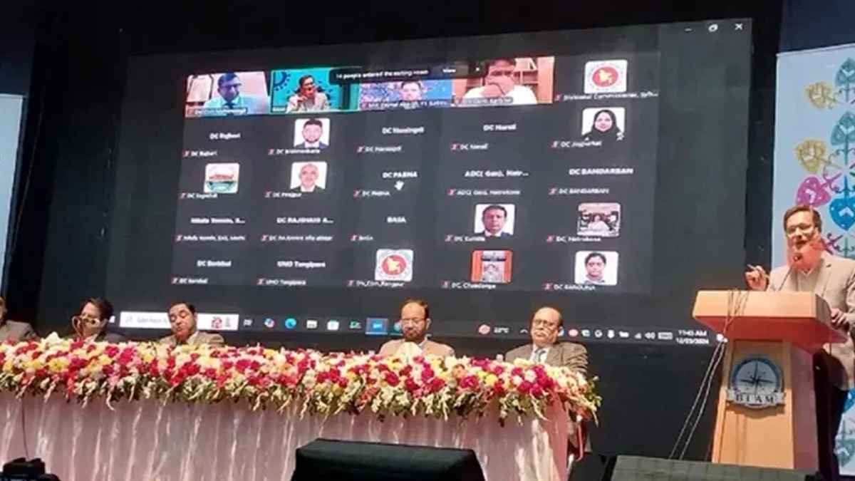 জনপ্রশাসন সংস্কার কমিশন প্রধানকে অপসারণে আমলাদের আল্টিমেটাম