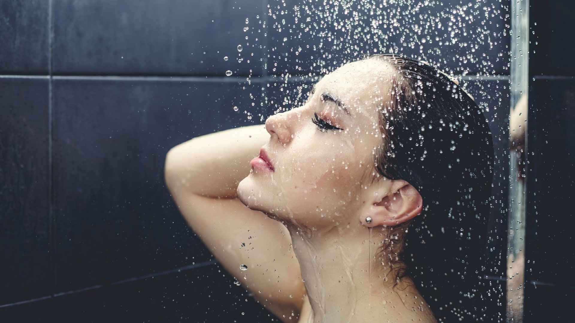 শীতে গোসল করার উপযুক্ত সময় কোনটি?