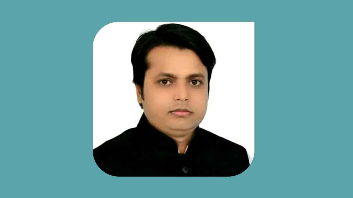 আত্মসম্মান রক্ষায় যুবলীগ নেতাকে ত্যাজ্য করলেন বাবা