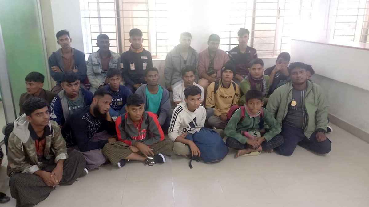 জিম্মি করে মুক্তিপণ আদায়, টেকনাফে শিশুসহ ৩০ রোহিঙ্গা উদ্ধার