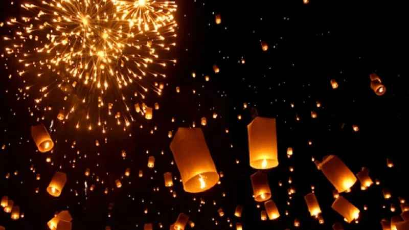 বর্ষবরণের রাতে আতশবাজি-ফানুস ওড়ানো বন্ধে রিট