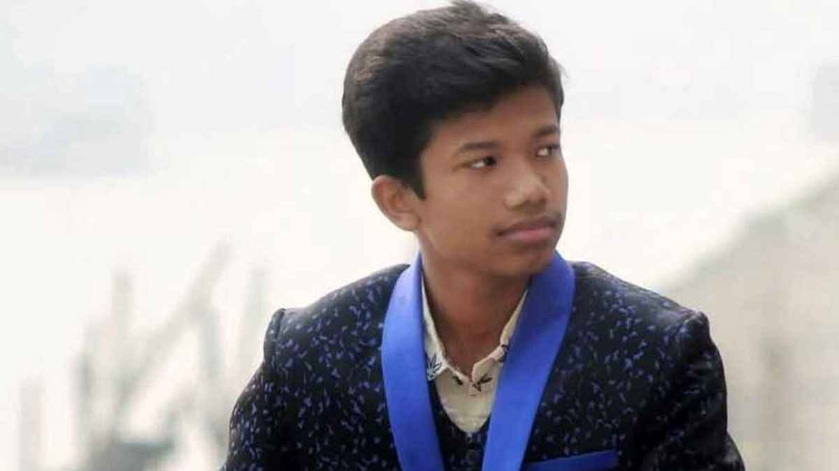 নারায়ণগঞ্জে ছিনতাইকারীর ছুরিকাঘাতে আহত শিক্ষার্থীর মৃত্যু