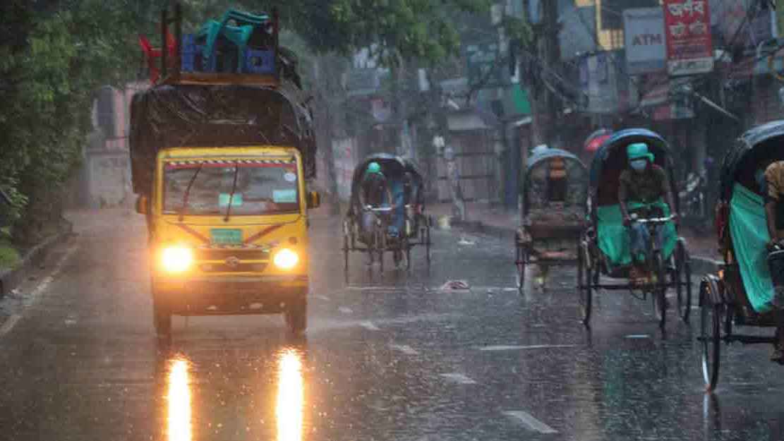 পাঁচ বিভাগে বৃষ্টি ঝরার আভাস, কমতে পারে দিনের তাপমাত্রা