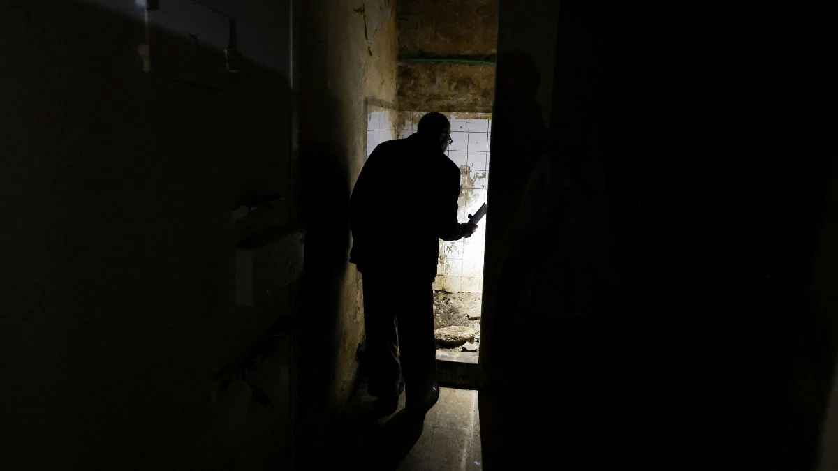 ‘মানব কসাইখানা’ থেকে মুক্ত লাখো বন্দী, জানালেন রোমহর্ষক অভিজ্ঞতা