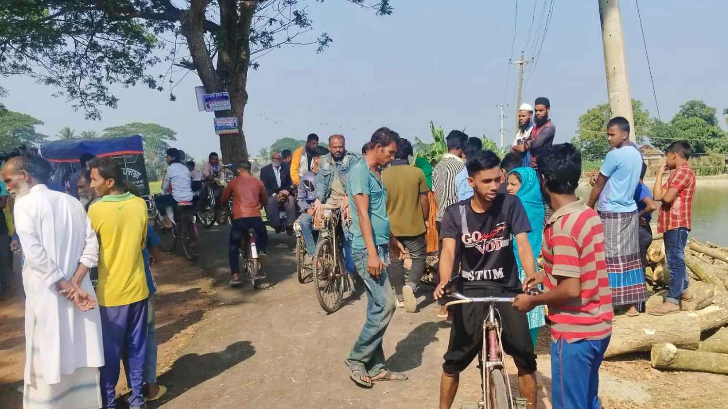 নড়াইলে সড়ক দুর্ঘটনায় যুবকের মৃত্যু