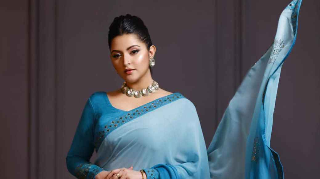নতুন পেশায় পরীমণি