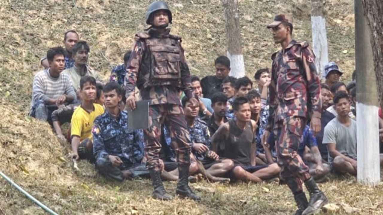 মিয়ানমার থেকে পালিয়ে আসা ৩৩০ জনকে হস্তান্তর করা হবে কাল
