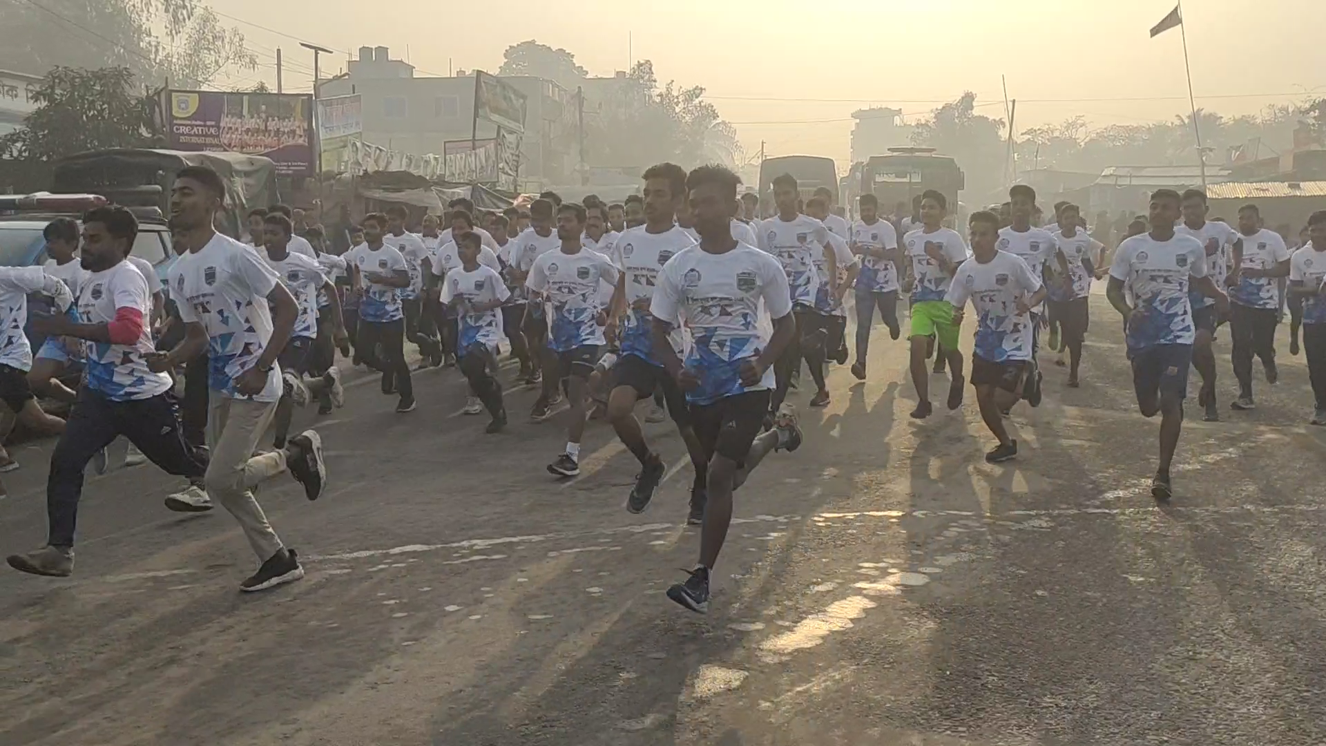 মাদকের বিরুদ্ধে ম্যারাথন দৌড় প্রতিযোগিতা