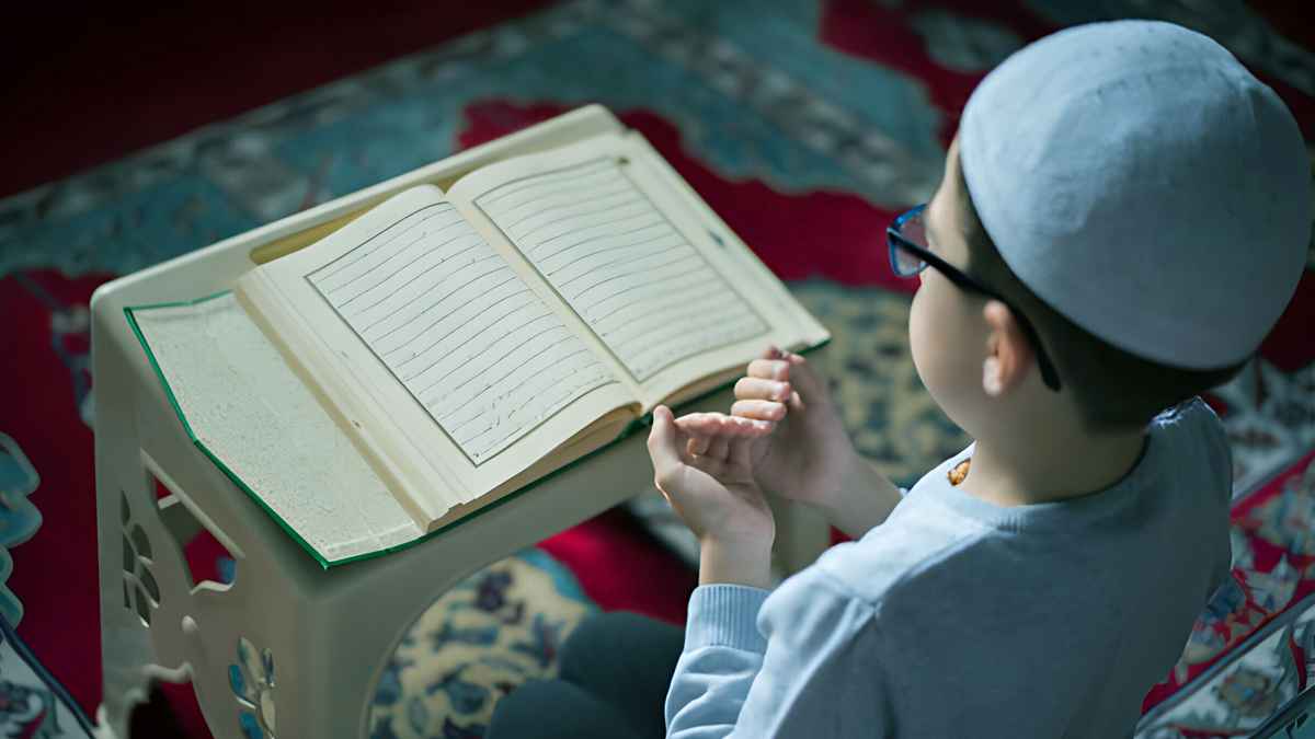 শিক্ষা থেকে উপকারলাভের দোয়া
