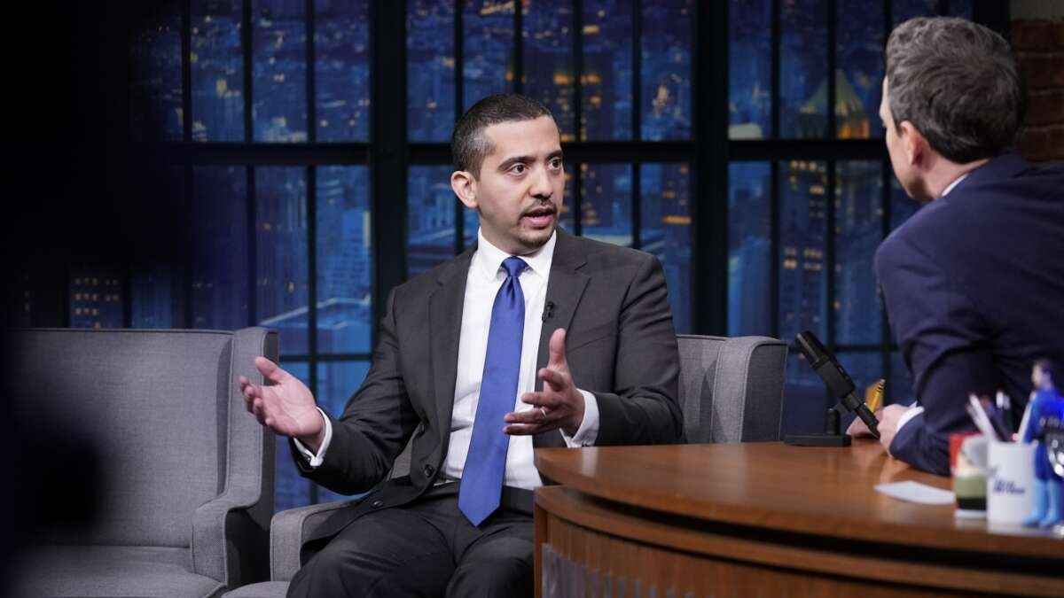 মিডিয়া কোম্পানি খুললেন মার্কিন সাংবাদিক মেহেদি হাসান