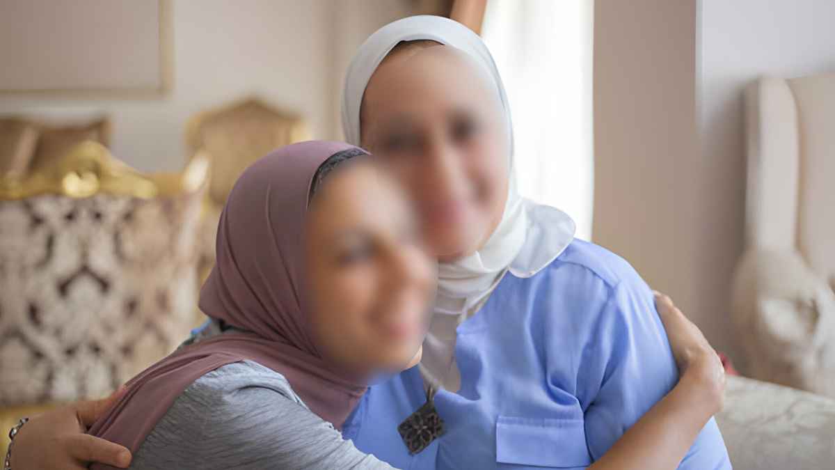 বিবাহিত নারী মা-বাবার সেবা করবে কীভাবে?