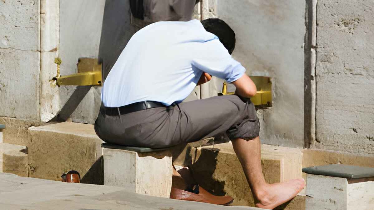 অজুর যেসব মাসয়ালা জানেন না অনেকেই 