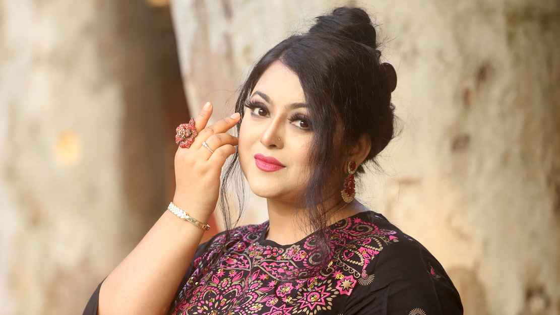 মনোনয়ন ফরম কিনলেন শাহনূর