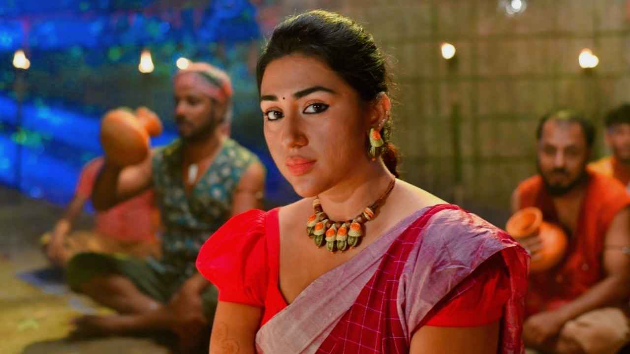 ফেব্রুয়ারিতে একটি নয়, দুটি ছবি আসছে অপুর 