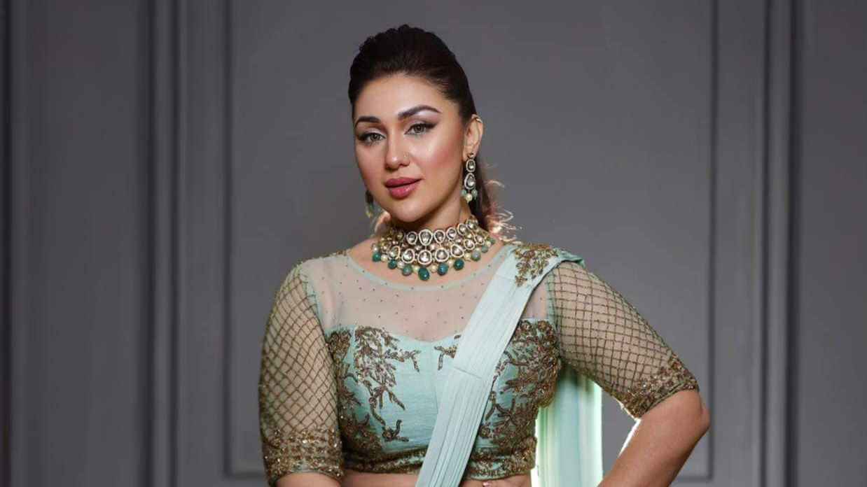 অন্য পেশায় মন দেবেন অপু বিশ্বাস