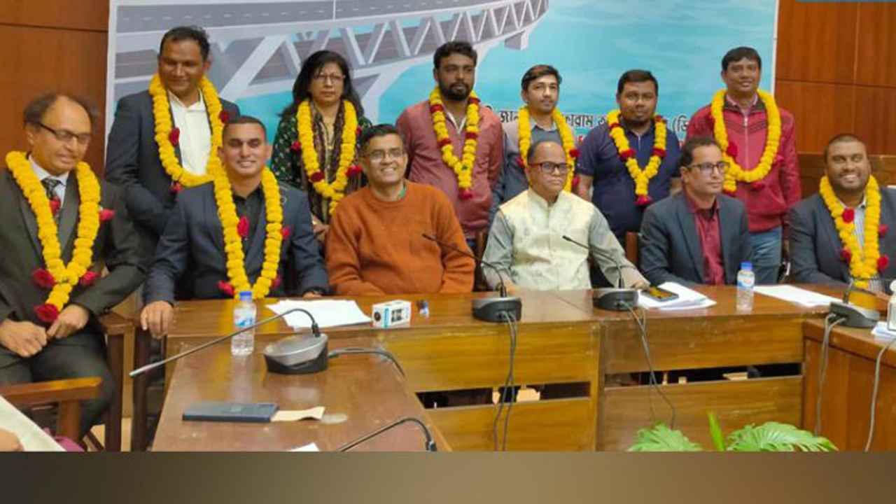 ডিজেএফবির নেতৃত্বে হামিদ-মুহিব