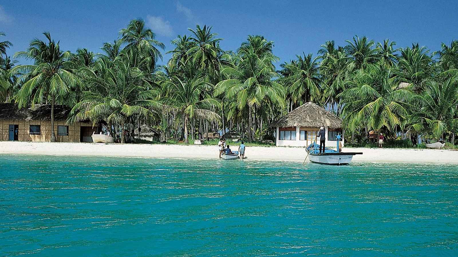 আলোচিত লাক্ষাদ্বীপ কোথায় অবস্থিত, কীভাবে যাবেন?