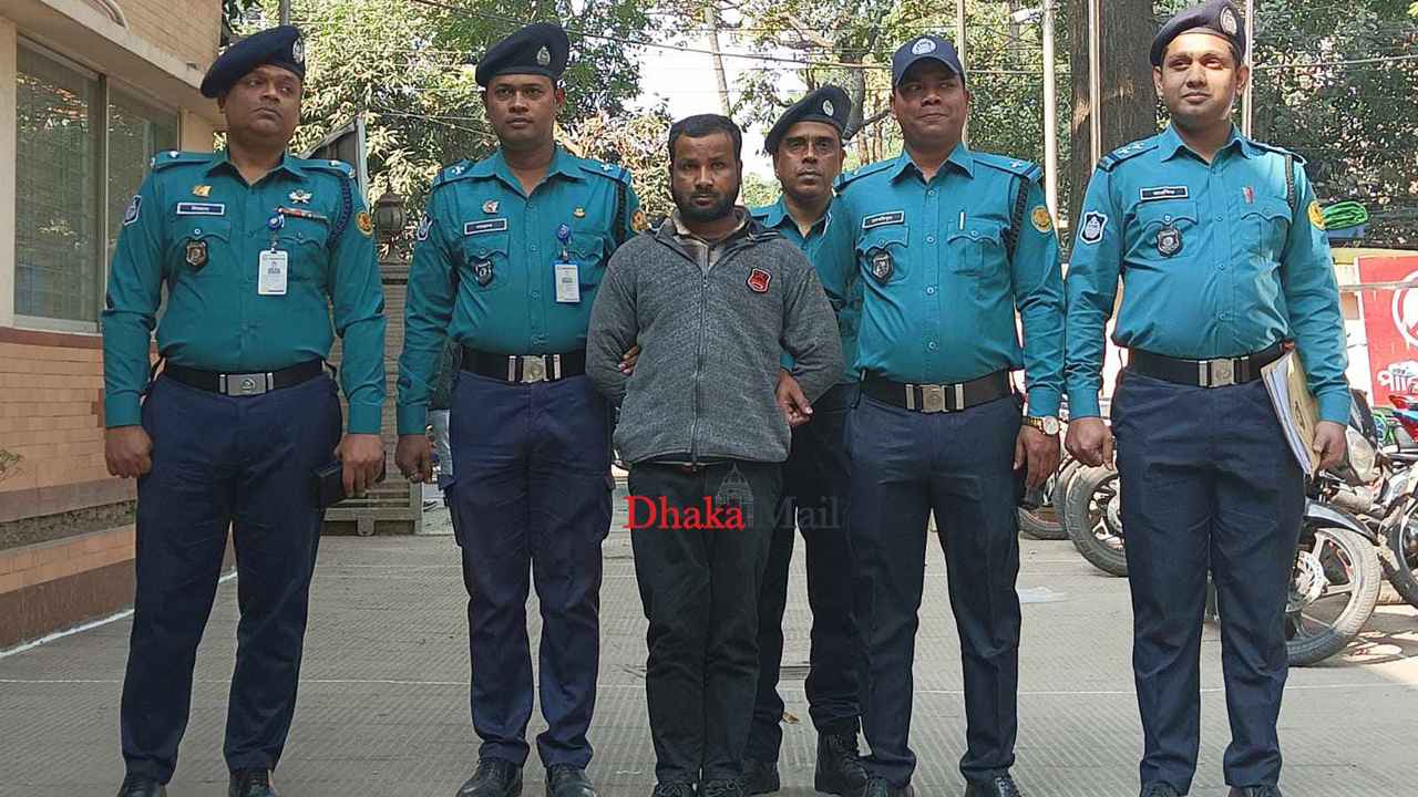 ওসির নামে আইডি খুলে ৭৭১ নারীর সঙ্গে প্রতারণা!