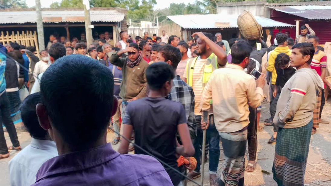 চুয়াডাঙ্গা আসমানখালী বাজারে আগুন