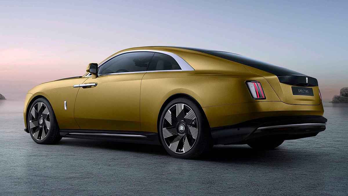 রোলস রয়েস বৈদ্যুতিক গাড়ি আনল, দাম ৭.৫ কোটি