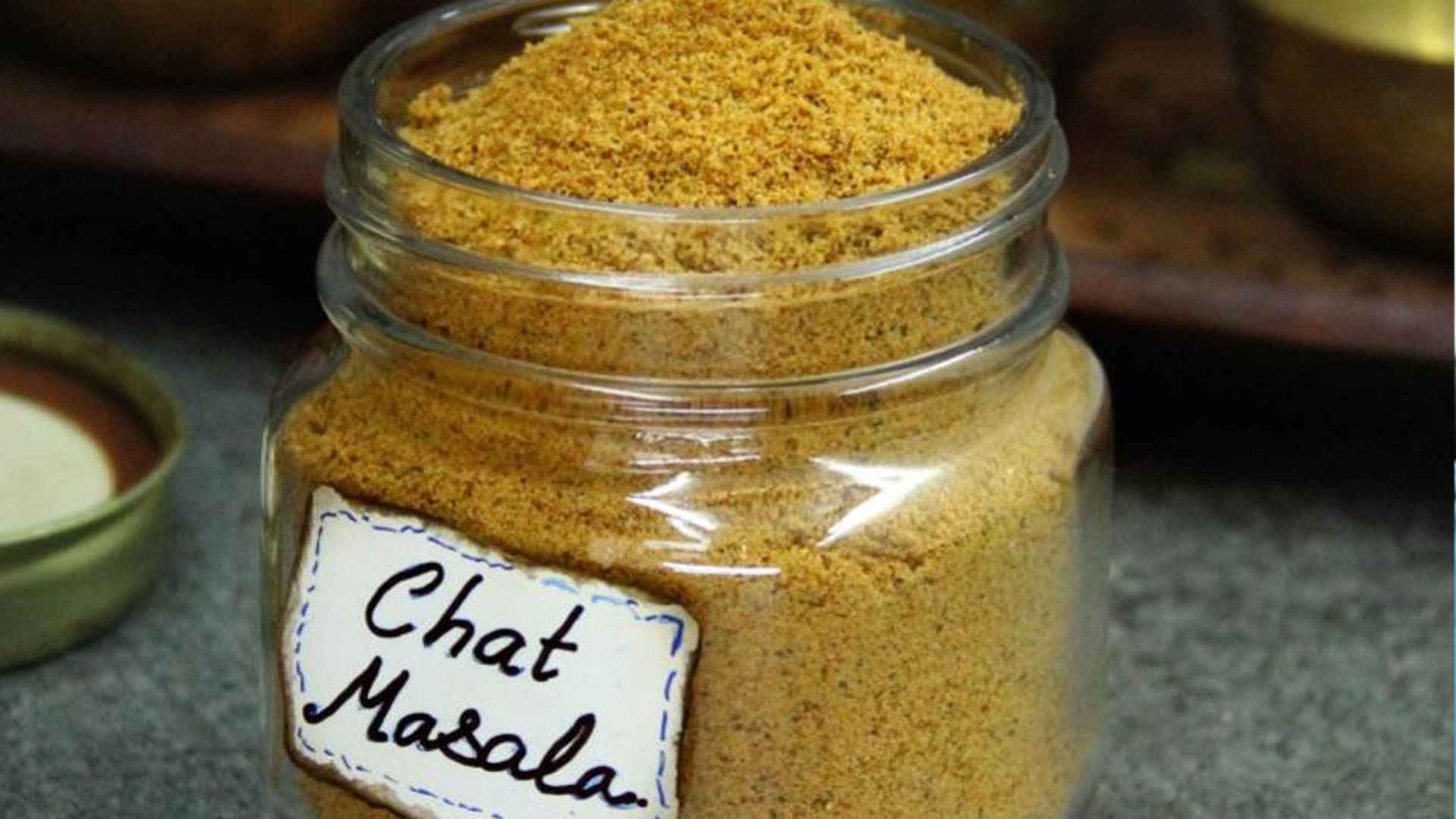 চাট মসলা বানান নিজেই