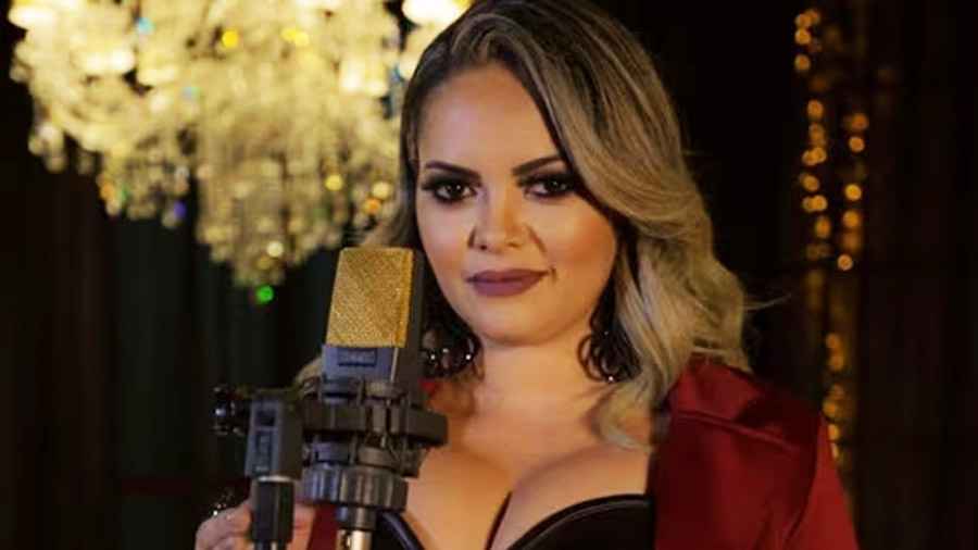 রোগা হতে অস্ত্রোপচার, মারা গেলেন গায়িকা 