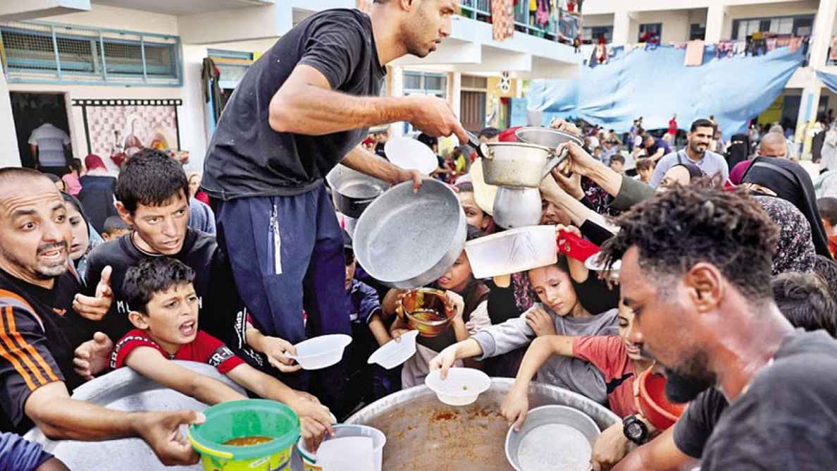 চরম খাদ্য সংকটে গাজার পরিস্থিতি ‘নারকীয়‘: ডব্লিউএইচও