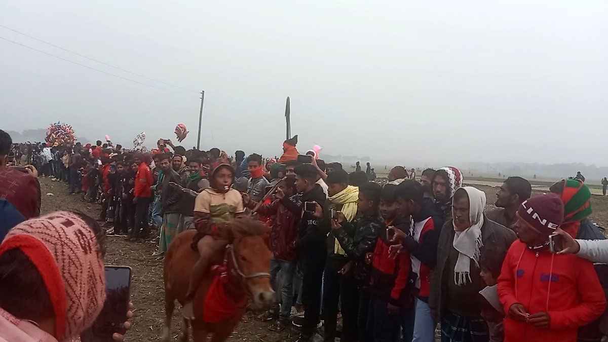 মাগুরায় ১৩১ বছরের বড়রিয়ার মেলা শুরু