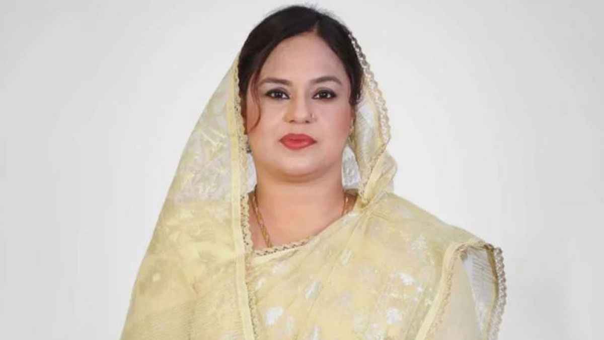দুই কূলই হারলেন ঝুমা তালুকদার