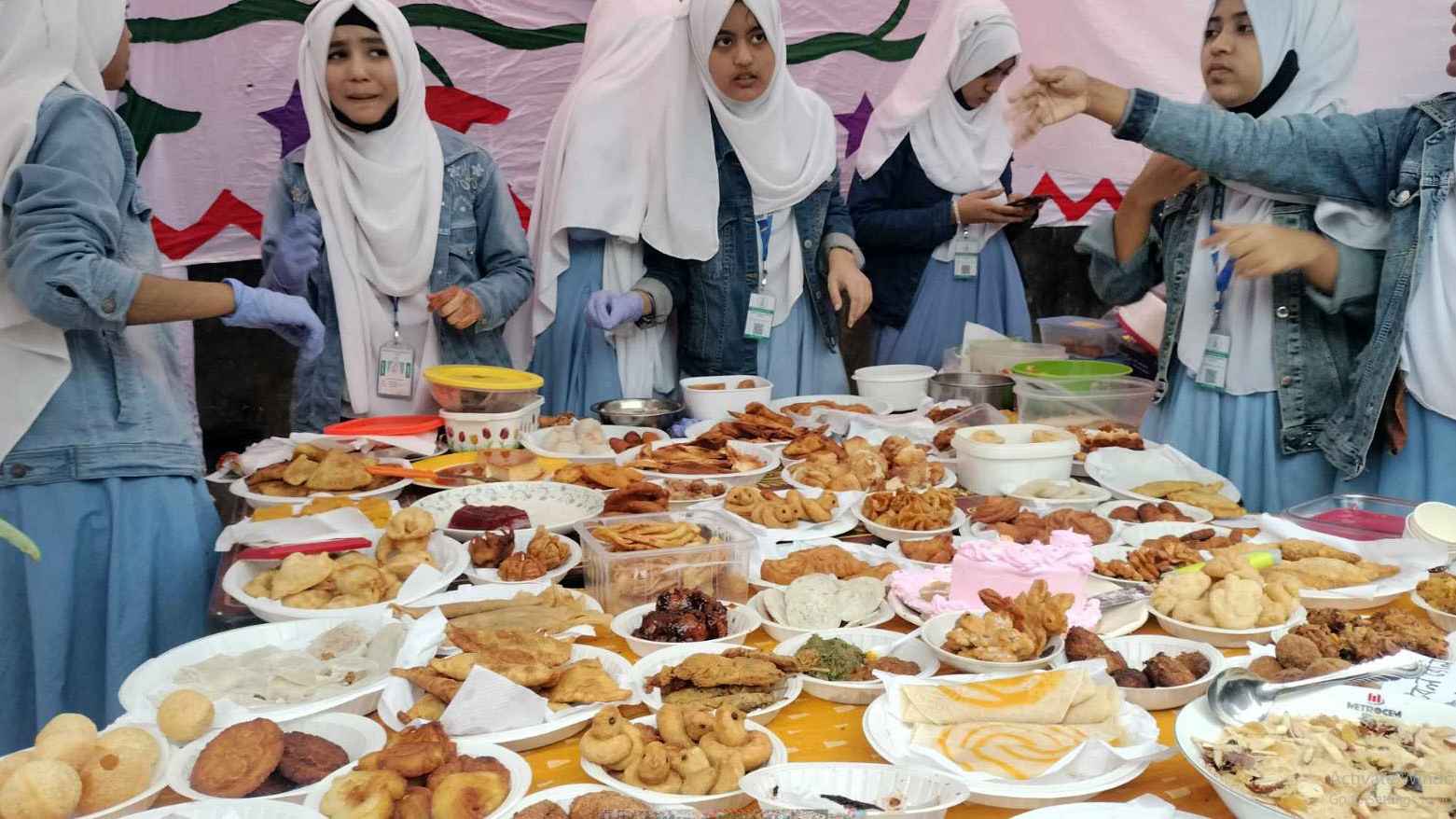 লক্ষ্মীপুরে পিঠা উৎসব