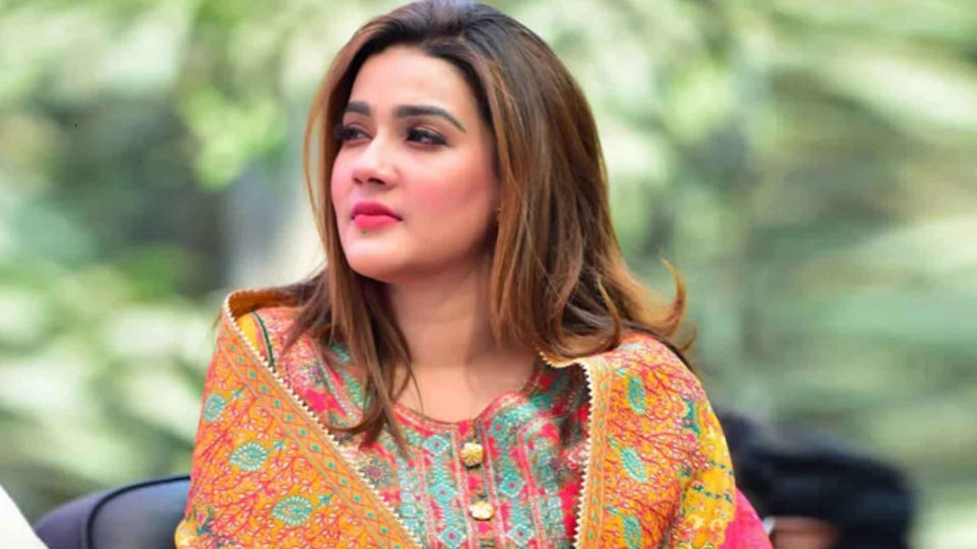 মানুষকে এভাবে ট্রল করা ঠিক না: মাহি
