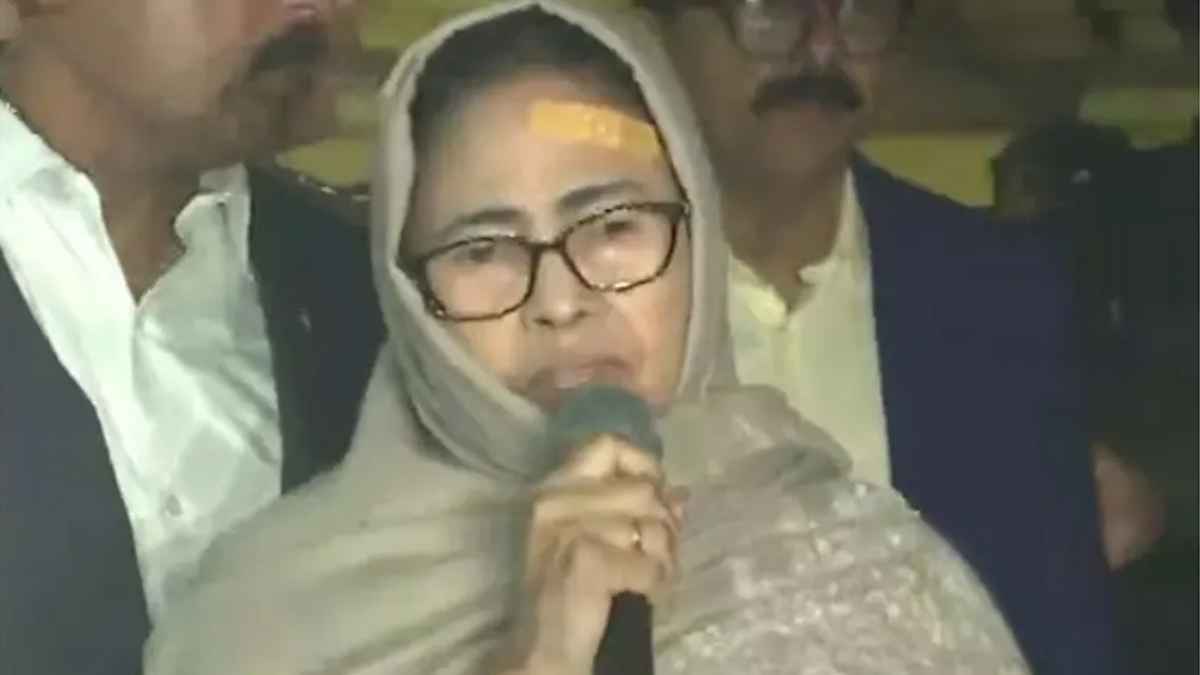 দুর্ঘটনায় মৃত্যুও হতে পারত: মমতা